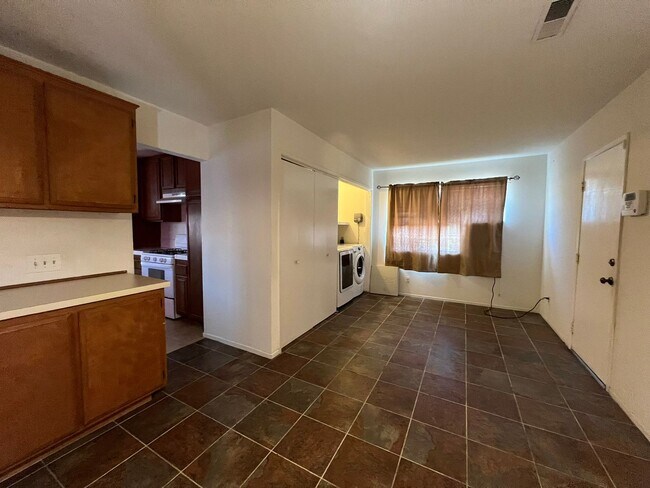 Foto del edificio - COMING SOON: 23464 Sonnet Dr.