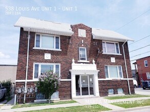 Building Photo - 538 Louis Ave