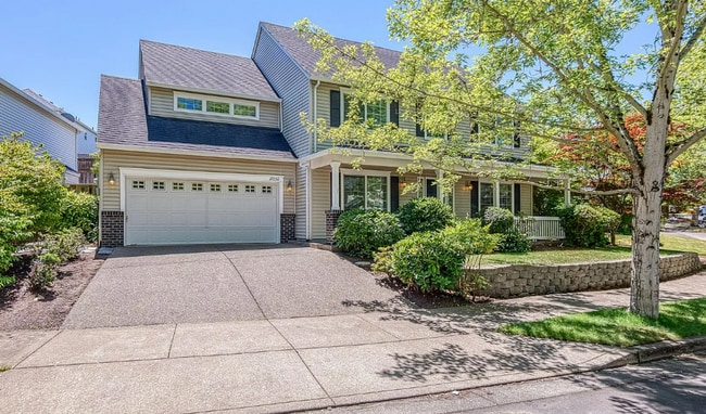 Building Photo - Spacious 4-Bedroom + Den Home with Private...