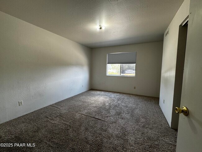 Foto del edificio - 1022 Gail Gardner Way
