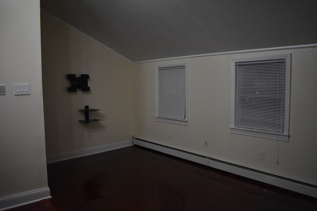 Foto del edificio - 129 Bradstreet Ave