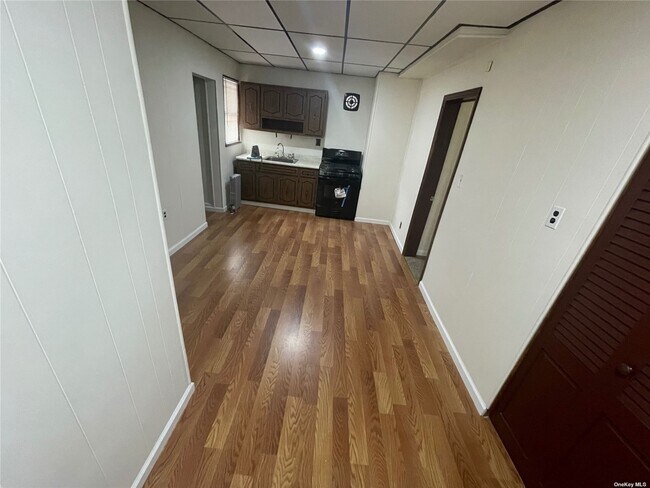 Foto del edificio - 104-84-104111 111th St