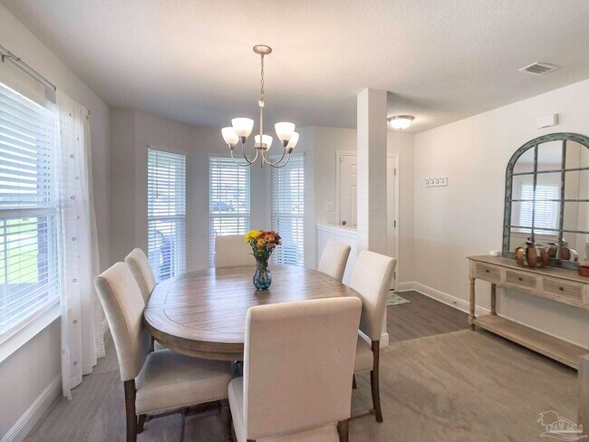 Building Photo - 12363 Pinfish Rd