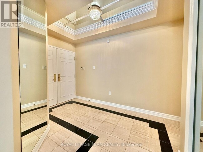 Building Photo - 1480 Riverside Dr.