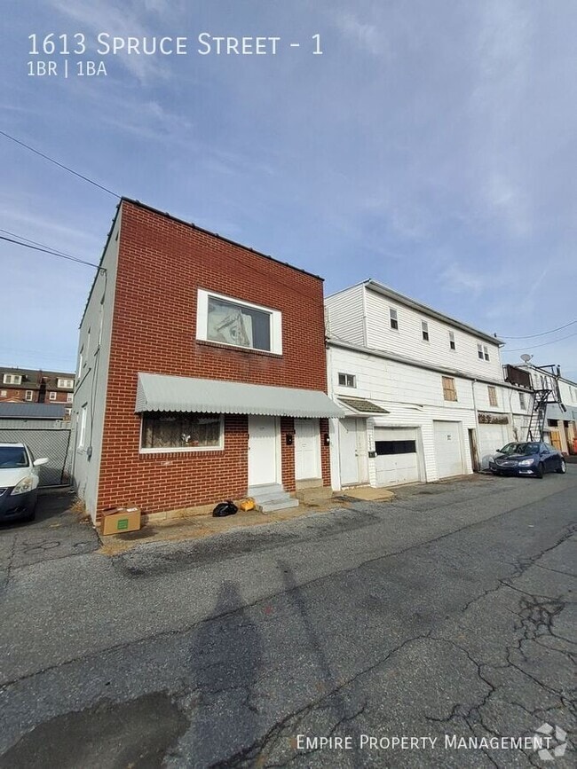 Building Photo - 1613 Spruce St