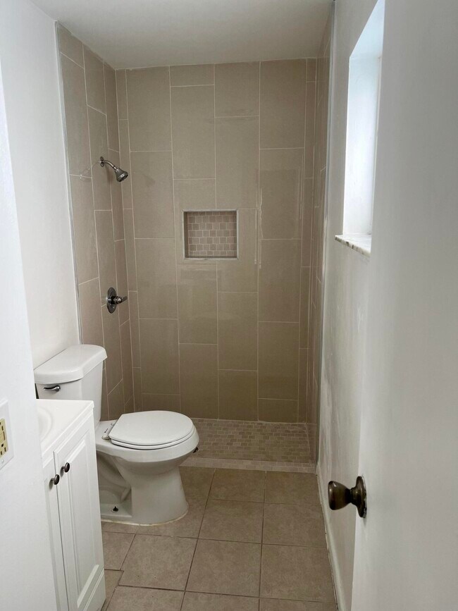 Foto del edificio - 11421 NW 39th Pl