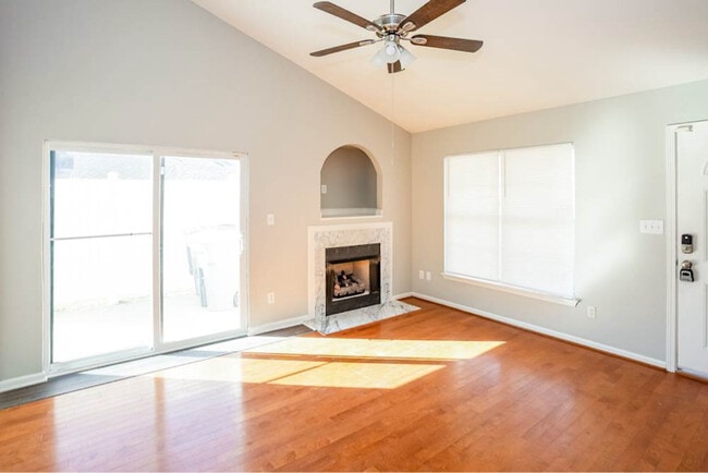 Building Photo - 313 Athens Hills Pl