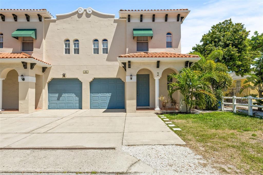 Foto principal - 113 S Melville Ave