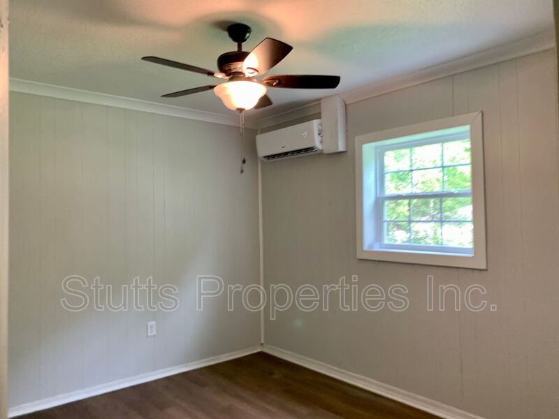 Foto del edificio - 516 S Connor St