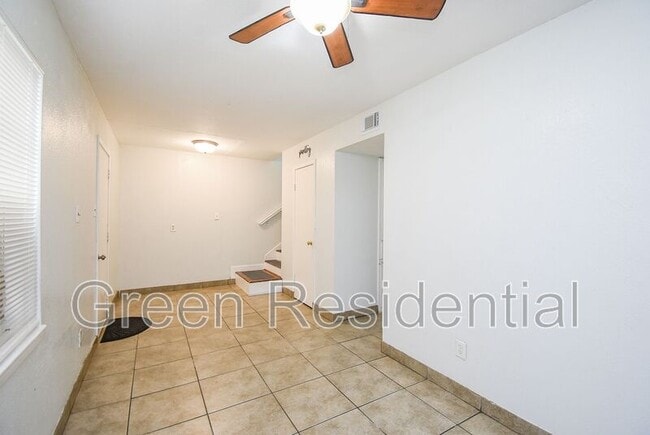 Foto del edificio - 5154 Markwood Ln