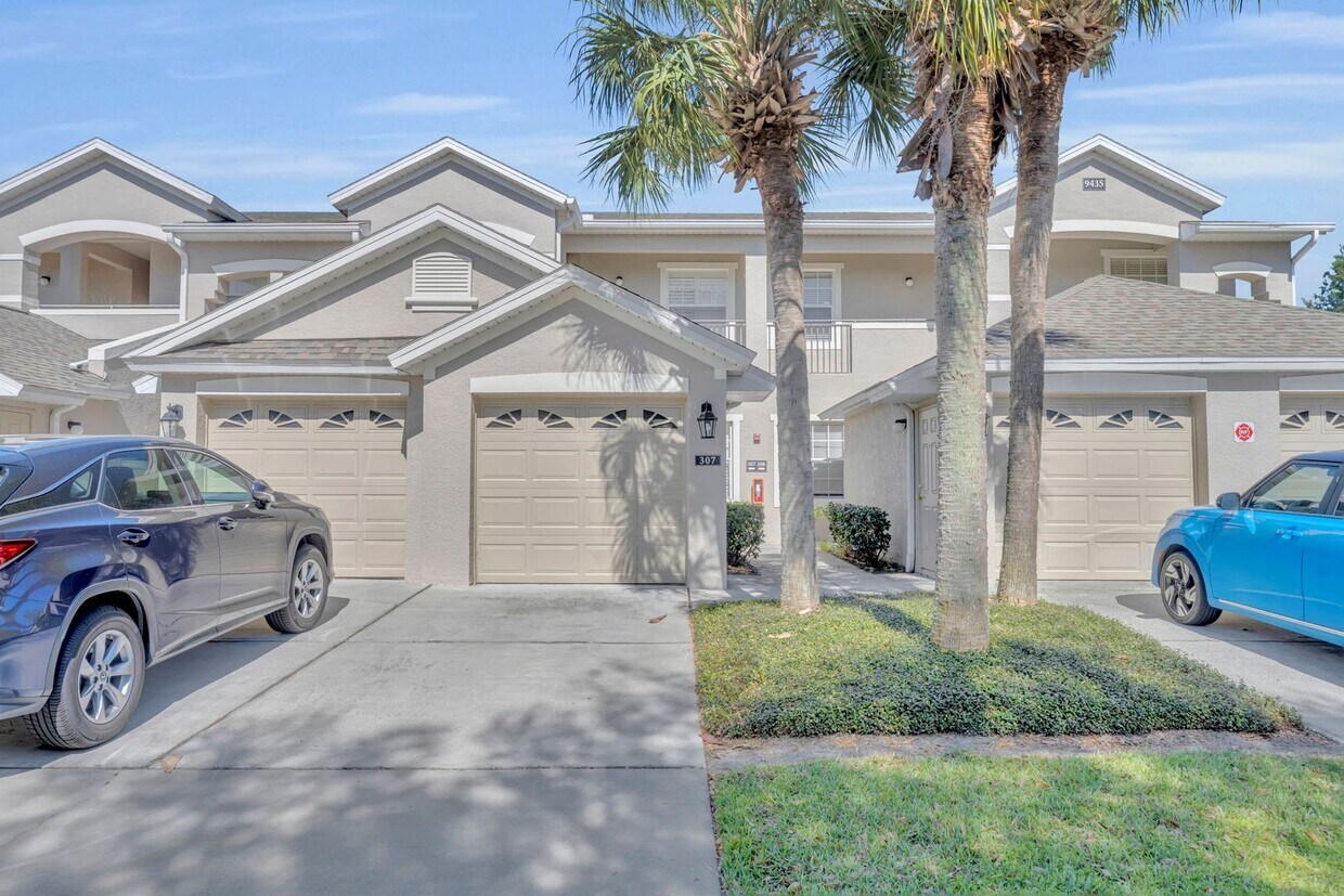 Golf Community Condo - Golf Community Condo