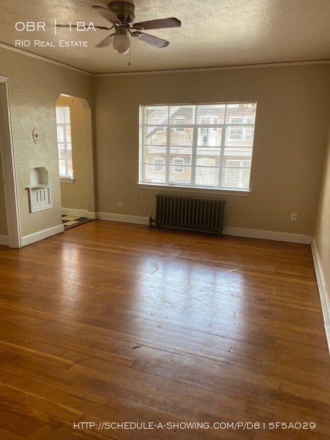 Foto del edificio - 1563 N Washington St