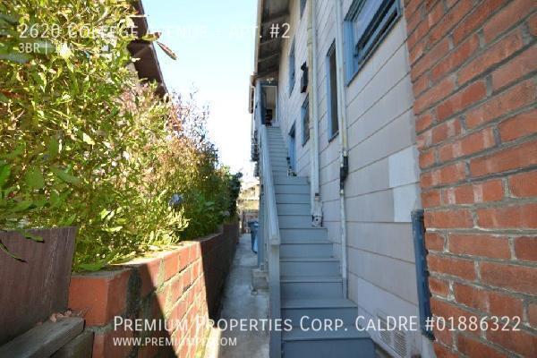 Building Photo - 2620 College Ave