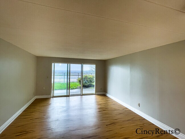 Building Photo - 2701 Lehman Rd