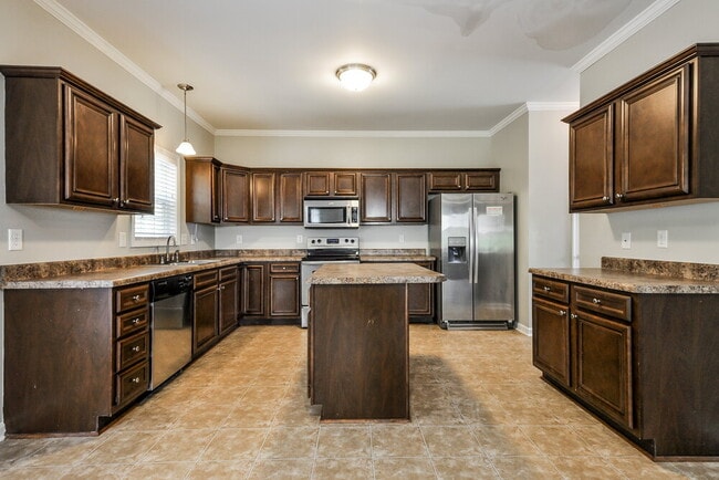 Building Photo - 304 Star Ruby Dr