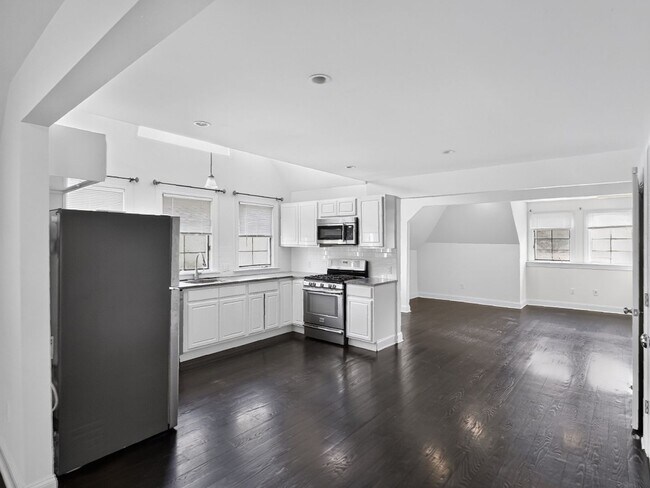 Foto del edificio - 682 Prospect St