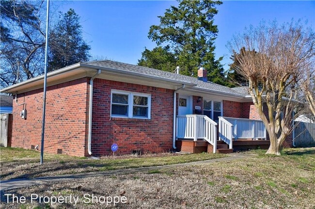Building Photo - 3 br, 2 bath House - 8709 Executive Dr.