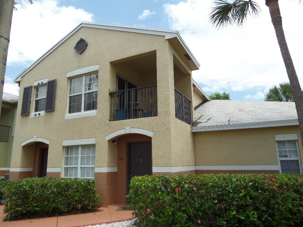 Foto principal - 10294 Fox Trail Rd S