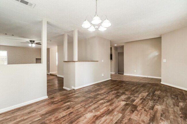 Foto del edificio - 17803 Villa Way Dr