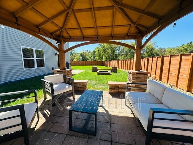 Foto del edificio - 104 Jesse Baker Ln