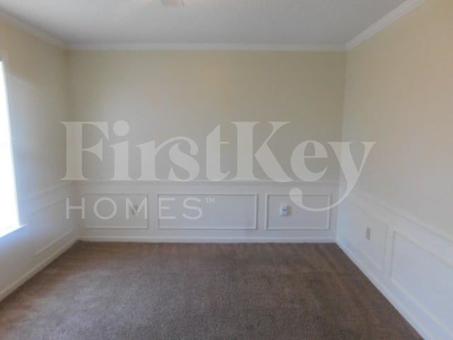 Foto del edificio - 6331 Scarletcrest Ln