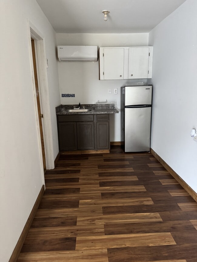 Building Photo - 3626 US-90