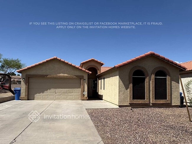 Building Photo - 8346 W Cypress St