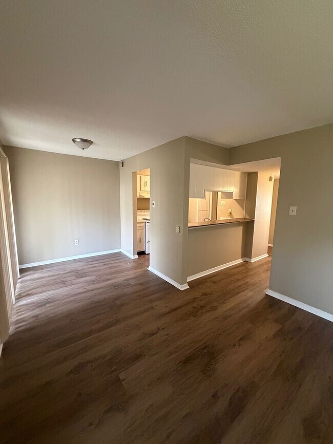 Building Photo - 2835 Los Gatos Ct