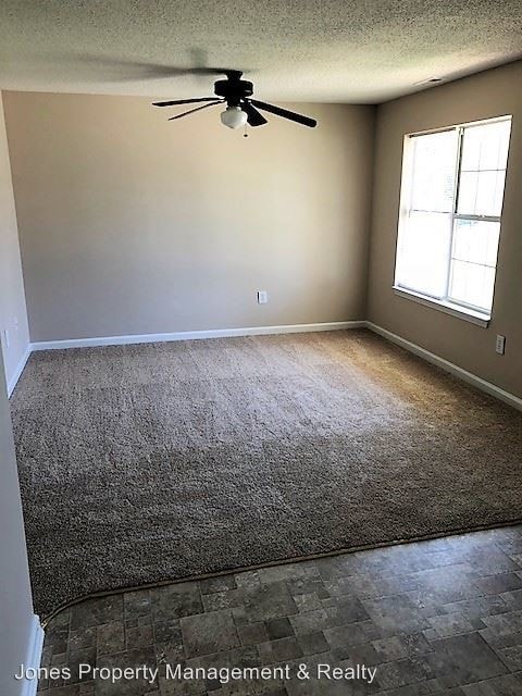 Building Photo - 2 br, 1 bath Apartment - 702 Bringle Ferry Rd