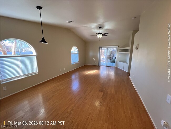 Foto del edificio - 3577 Erva St