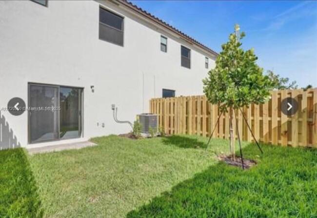 Foto del edificio - 9931 SW 231st Ln