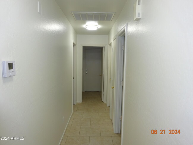 Building Photo - 12605 W Charter Oak Rd