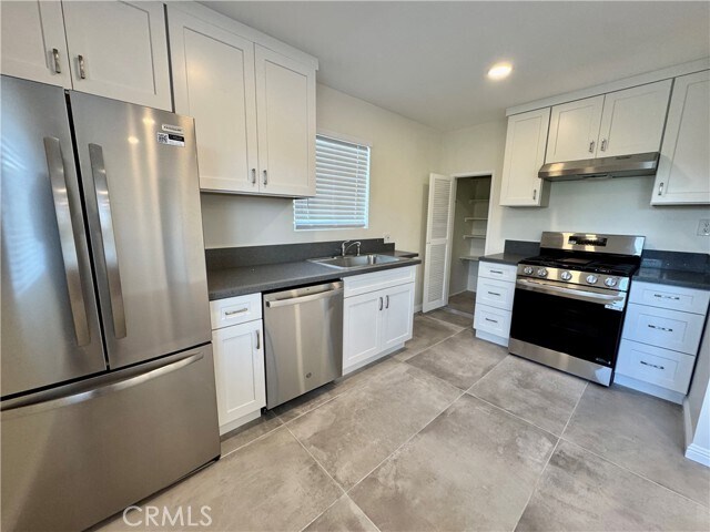 Foto del edificio - 821 Avenue A Ave