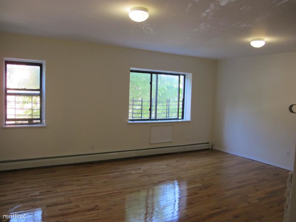 Primary Photo - 175 Moffat St