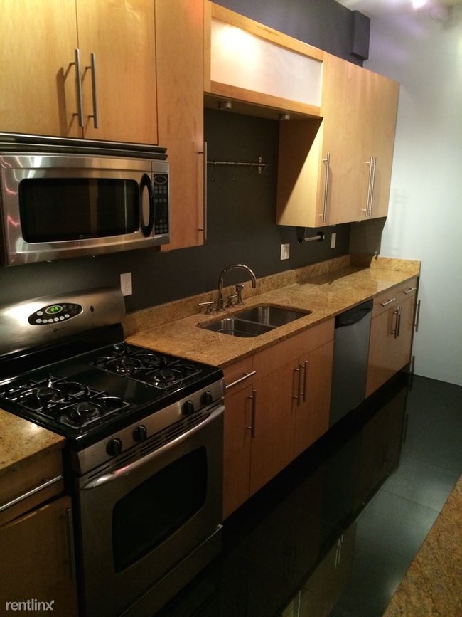 Building Photo - 2 br, 2 bath Condo - Barton Street Lofts 202