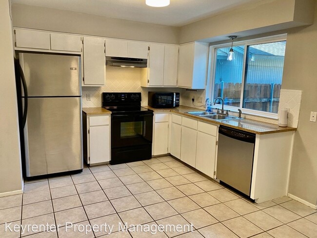 Foto del edificio - 2 br, 1.5 bath House - 4204 Hudson Bend Ro...