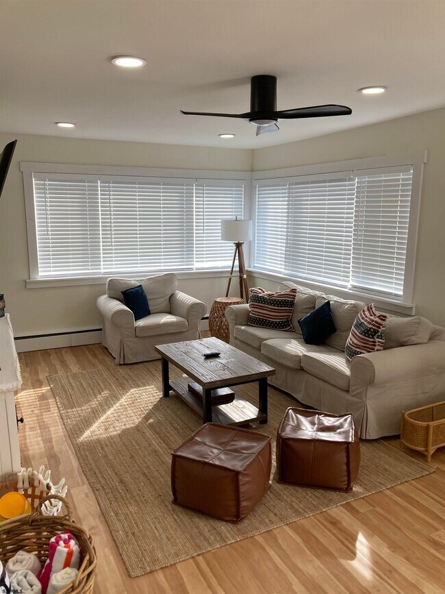 Foto del edificio - 273 38th St S