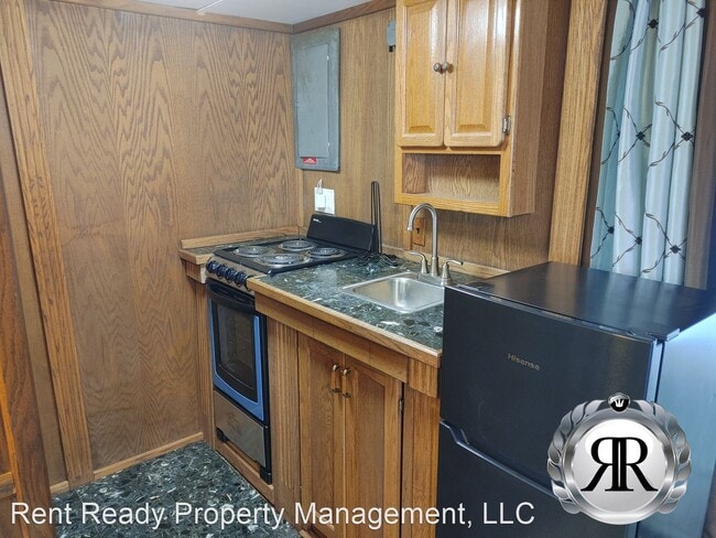 Building Photo - 1 br, 1 bath House - 911 "B" S 21st Ave