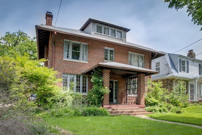 Foto del edificio - 1509 Gallatin St NW