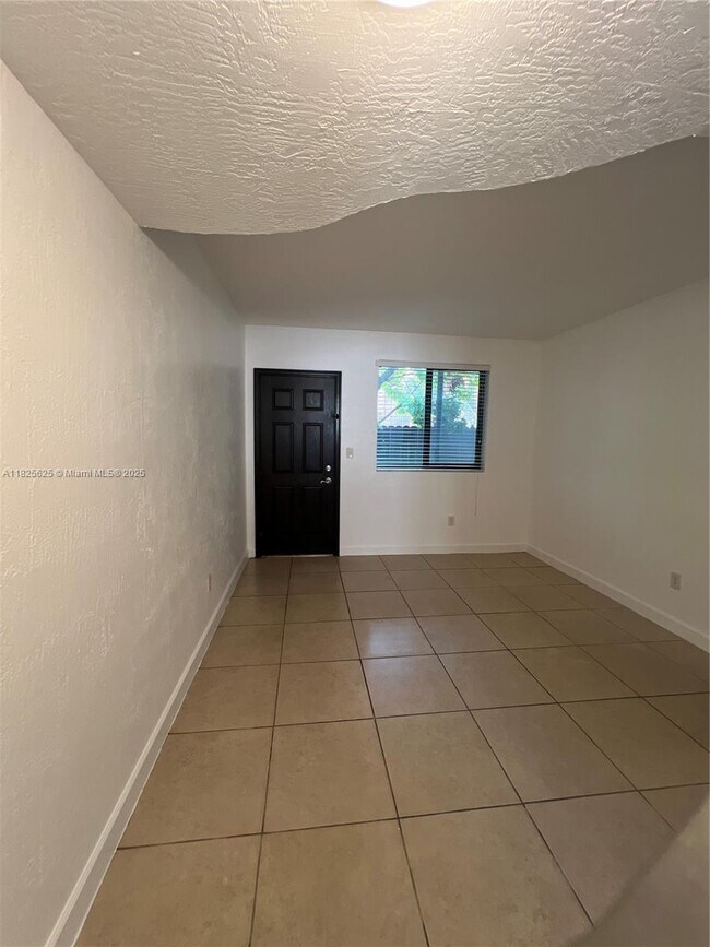 Foto del edificio - 421 SW 6th St
