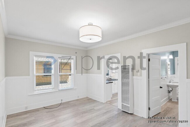 Foto del edificio - 214 Emerson St