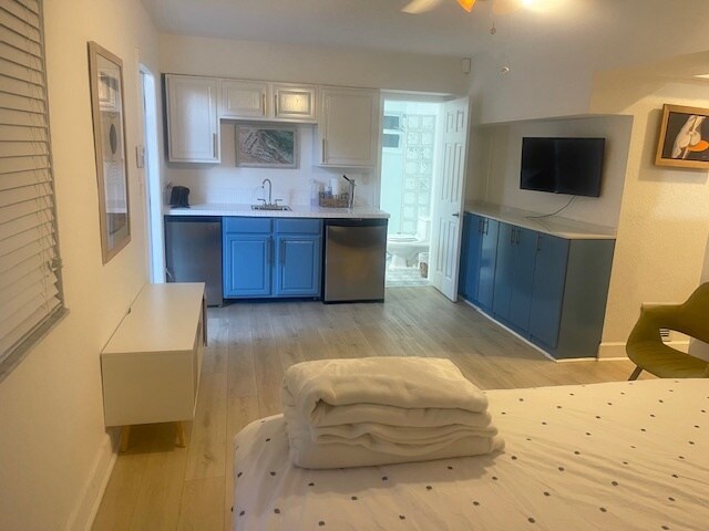 Foto del edificio - 1560 NE 145th St