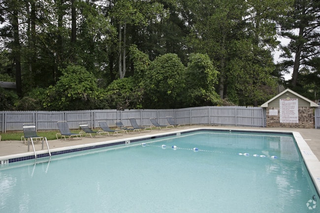 Pool area - Oxford Townhomes