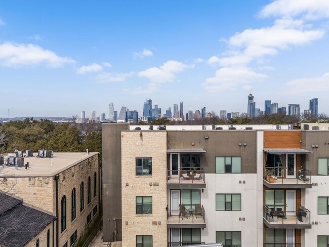 Foto del edificio - 207 W Johanna St