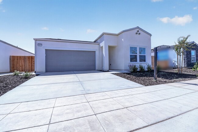 Building Photo - 3323 N Contessa Ave
