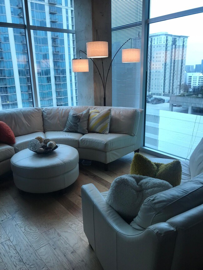 Foto del edificio - 250 Pharr Rd NE