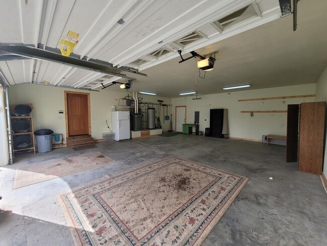 Building Photo - 65 Bunker Ct