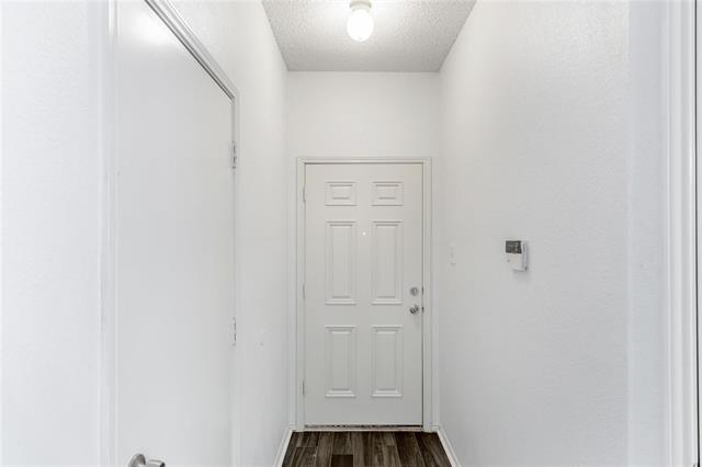 Foto del edificio - 7024 Negril Ct