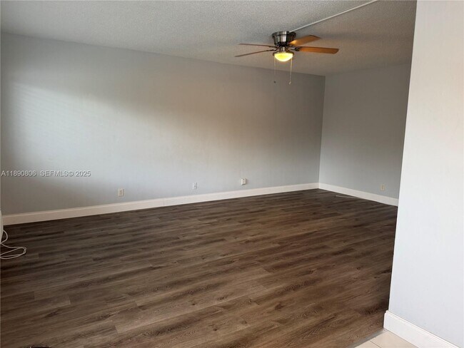 Photo - 2020 NE 51st Ct Apartment