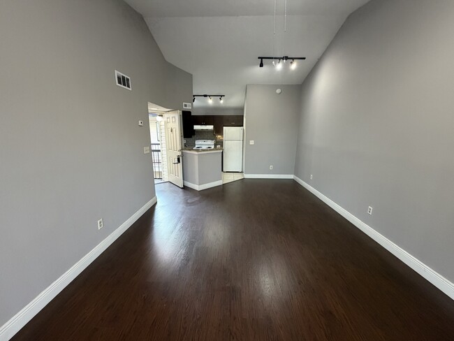 Photo - 1940 Lake Atriums Cir Townhome